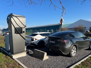 Installation d'un super chargeur à Dison